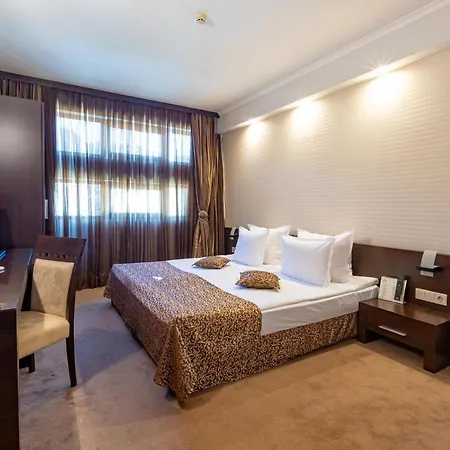 Persenk Hotell 5*